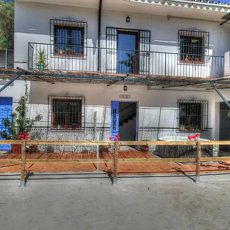 El Almendro Holiday home