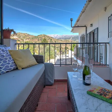 El Almendro Holiday home Archez